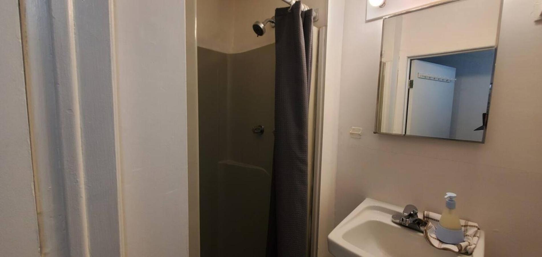 Heart Of Mtr For Memerable Experiance 2 Backyard 7Minmetro Fully Renovated & Equipped Montréal Esterno foto